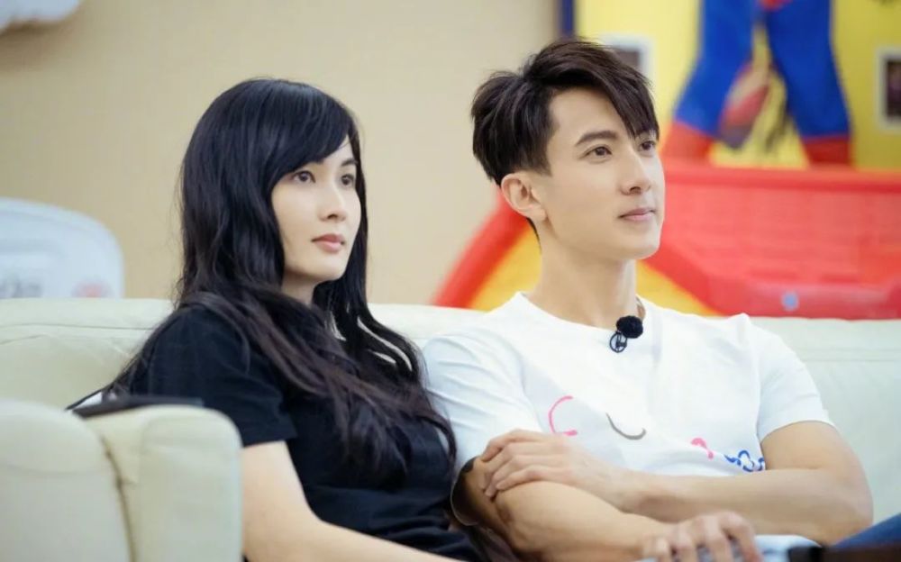 隐婚、虐恋、女装？宝藏男团飞轮海的狗血八点档故事太精彩！（组图） - 11