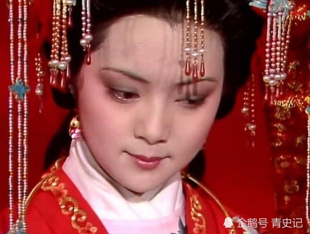 贾宝玉|贾宝玉为何给黛玉讲耗子精的故事？细琢磨，顿觉阴森刺骨