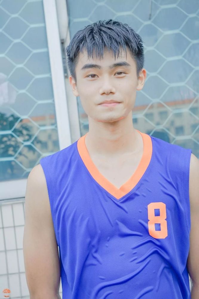 我们追过的东莞市中学生联赛,一中校草,徐杰.谁才是你的菜?_腾讯新闻