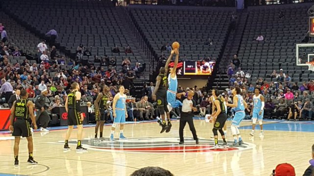 但这样少的现场观众,在nba是极为罕见的,比赛基本上是按照空场处理了