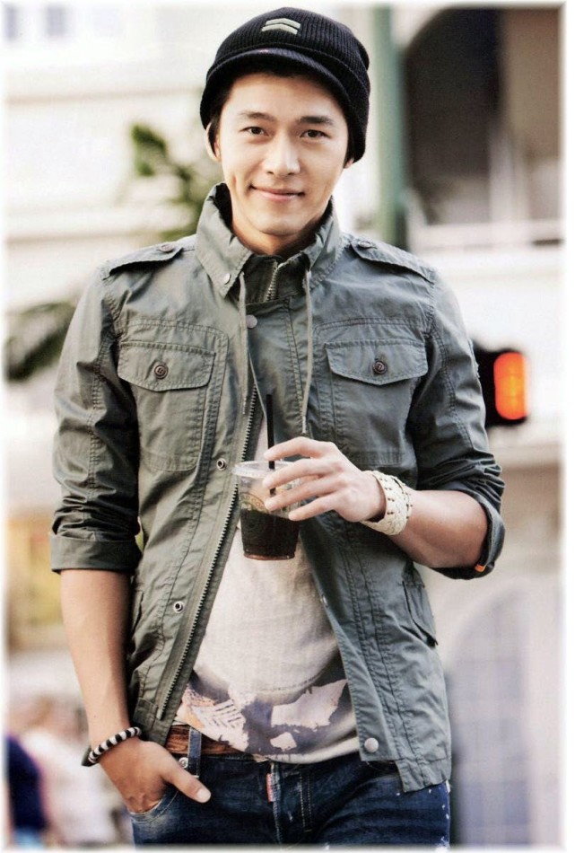 玄彬早期写真照曝光!男神完美消化"土味帅"