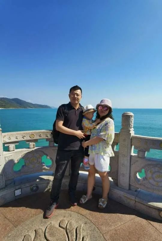 夏思思一家 多想再陪妻子去染发, 多想再陪妻子去美容, 多想一家三口