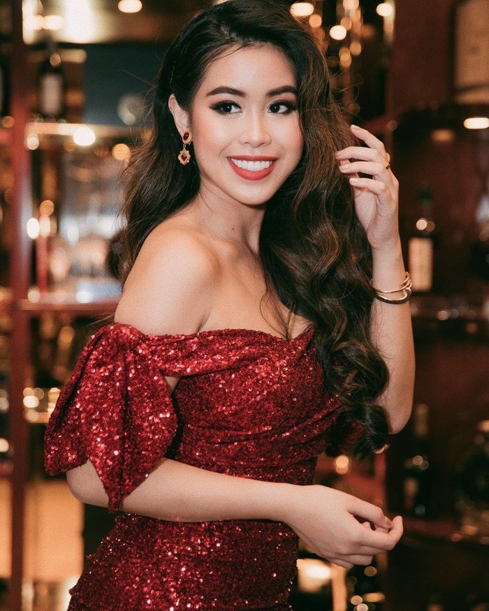 越南富二代在国外感染新冠病毒得不到救治,花巨资租私人飞机回国治疗