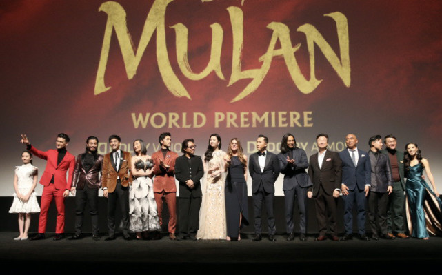 《花木兰》全球首映礼在杜比剧院举行