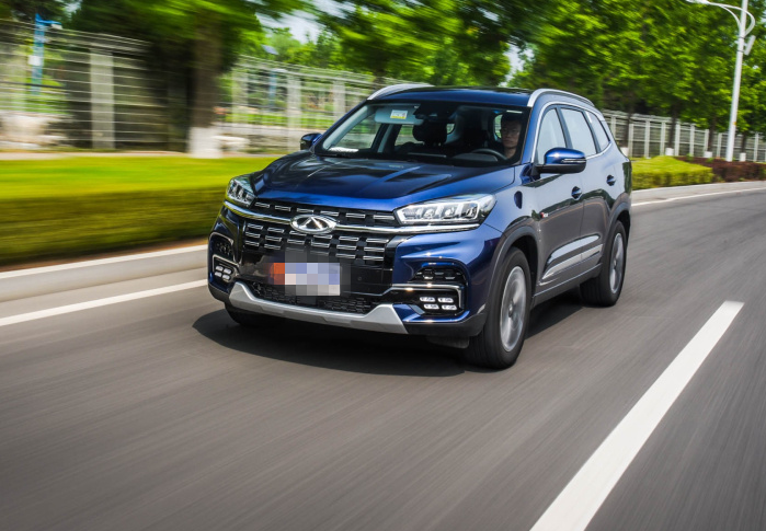 以吉利,长城,奇瑞,长安为代表的诸多国产自主品牌展开了激烈的角逐