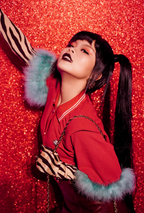 减肥遭反弹cindy杂志照曝光腿又变回贾玲同款了