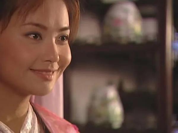 马雅舒在《萧十一郎》中饰演风四娘这个角色,而她和吴奇隆的缘分正是