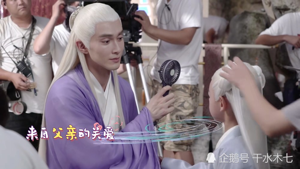 三生三世枕上书同样考试不及格夜华给阿离补课而帝君却给夫子补课