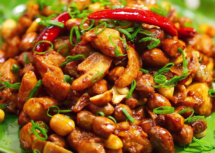 甜辣爽口的宫爆鸡丁,简单的做法,不一样的味道,营养好吃又美味