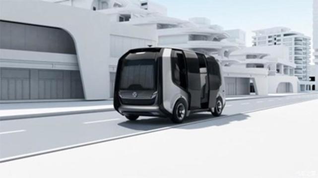 系统,四座对坐布局,圆角矩形的对称式设计像极了科幻片中的"时空胶囊"