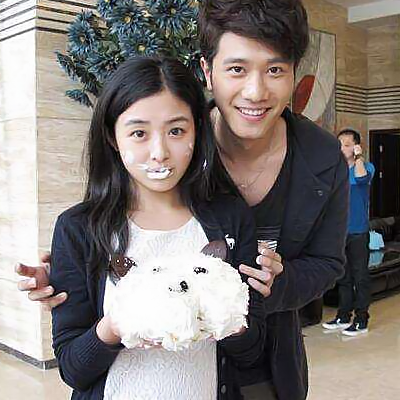 张含韵否认恋情,却遭知名作家怒怼:天下男人都差不多,不要太挑