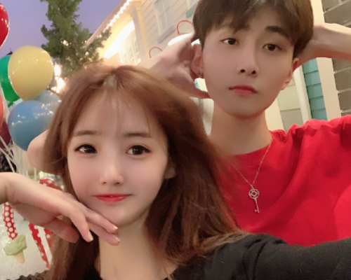 套路璐刚过完恋爱纪念日就与另一男生拍视频王乐乐看了咋想