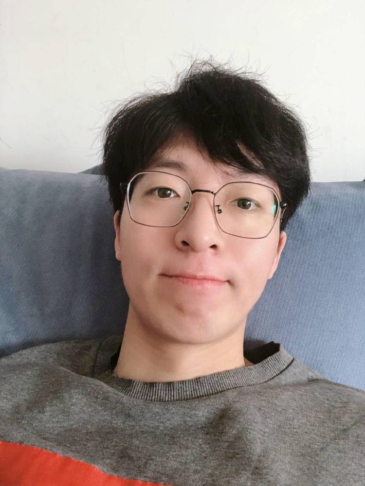 你觉得帅气的燕飞和漂亮的高贺迪有夫妻相吗?