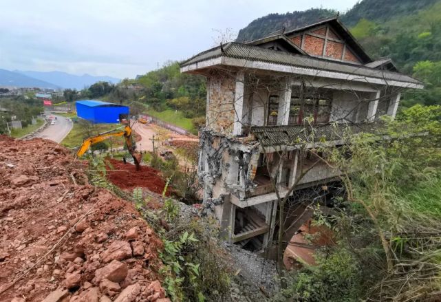预计今年6月,金鸡关隧道就要和大家道别了!_腾讯新闻