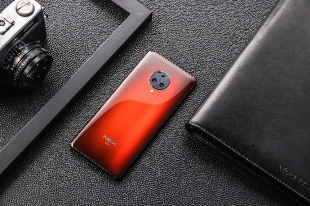 vivo nex 3s不只是"艺术品",硬件堆料下的体验更极致_腾讯新闻
