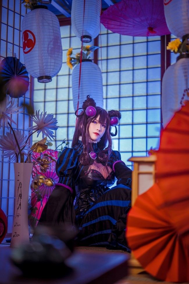 紫式部cosplay 霸道的御姐,从来就是特别强势