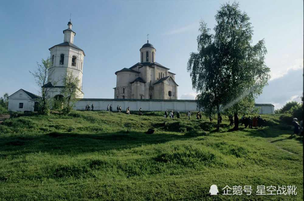 斯摩棱斯克市一游:探访兵家必争之地,感受现代人文气息_腾讯新闻