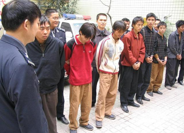 浙江"黑老大"沈烈烈落网记