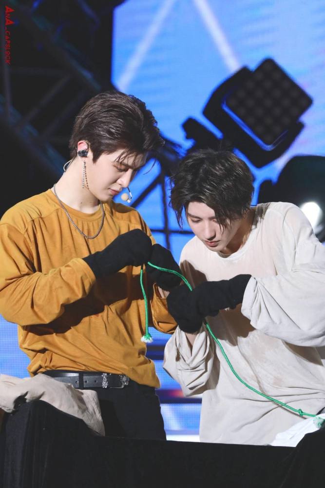 《青你2》海外版内容不同,内地版删除这个敏感片段,展现满满求生欲!