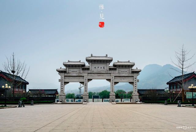 少林功夫我的老家——河南郑州,河南简称"豫",郑州又称"郑",古称商都