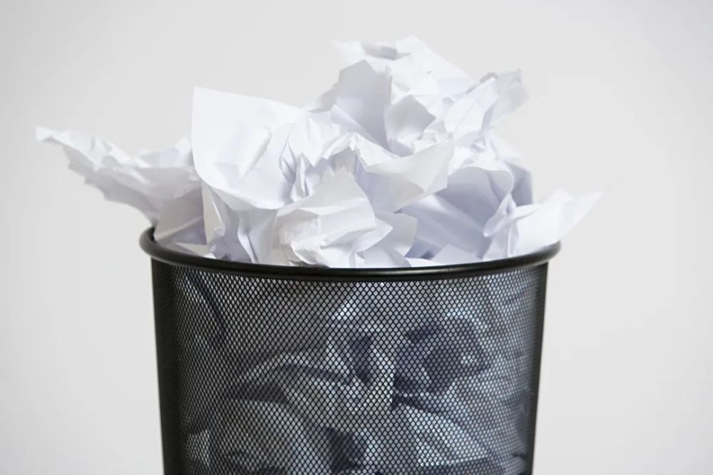 废纸当成口罩卖?