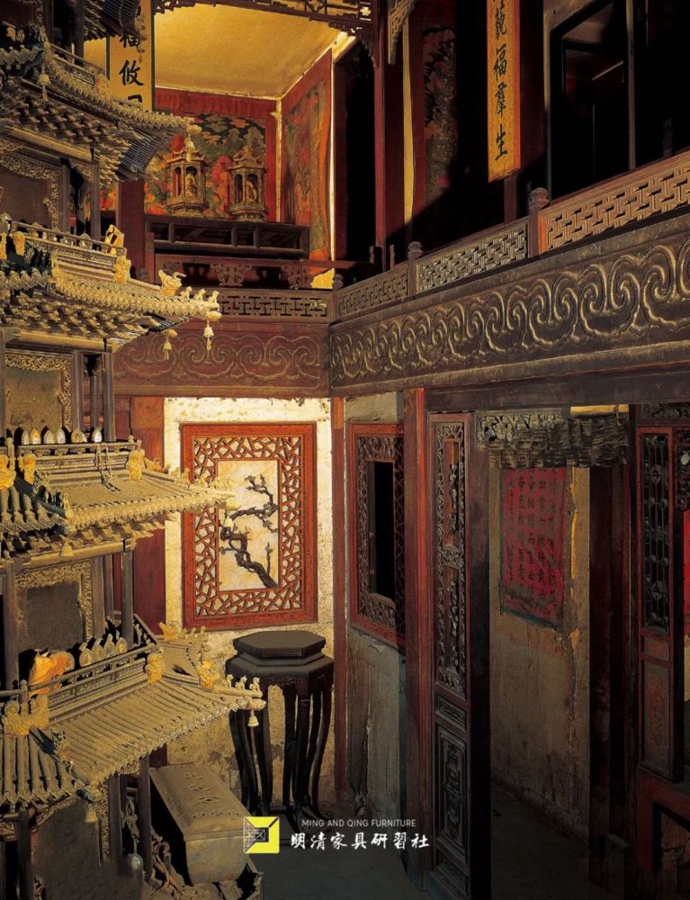 故宫养心殿西暖阁仙佛楼紫檀殿虽非正殿,但它在元朝宫殿中的地位非同
