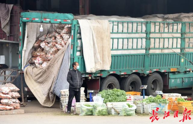 白沙洲农副产品大市场种类丰富长江日报记者 周超 摄