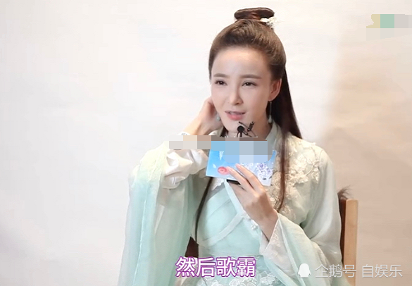 有种基因叫"姬蘅"祖孙三代,同款锥子脸,整容都不敢这么夸张