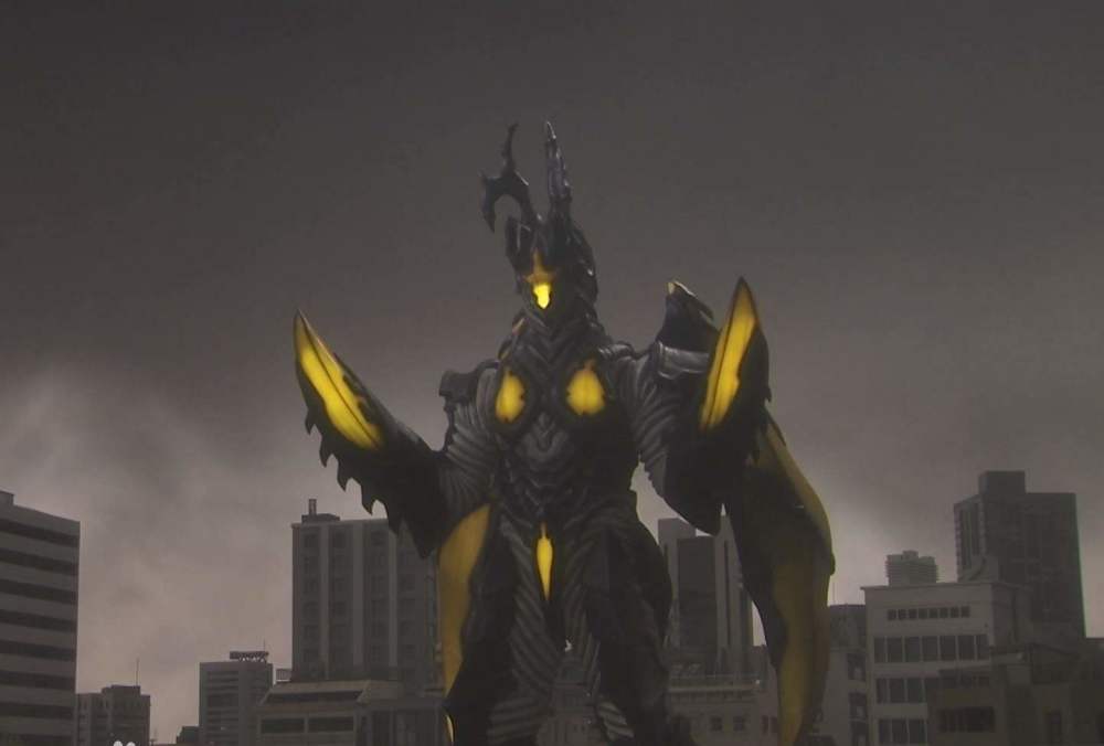 奥特曼:历史上最有牌面的怪兽,他造就"炎头队长",他一打六秒杀