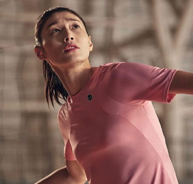 女排巨星风范金软景最新写真大片出炉英姿飒爽魅力十足