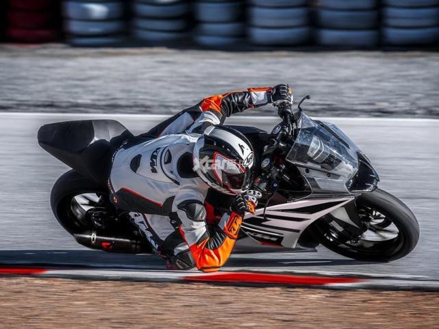 外观小改配置升级2020款ktmrc390发布