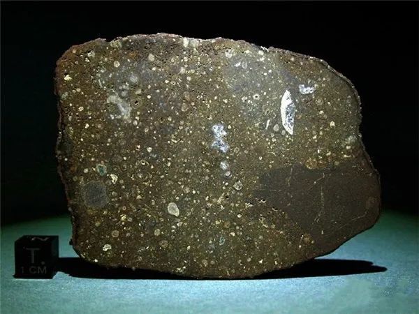 火星陨石是人间的瑰宝,世上的珍奇