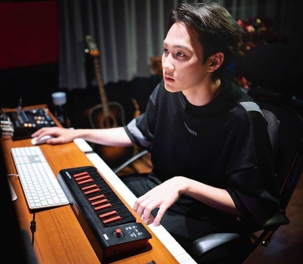 泰星captain交往大13岁富豪女友无视年龄差