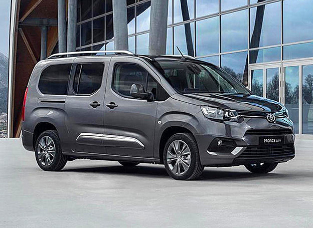 丰田proace city现在在海外已经上市,现在在海外的售价约为10.