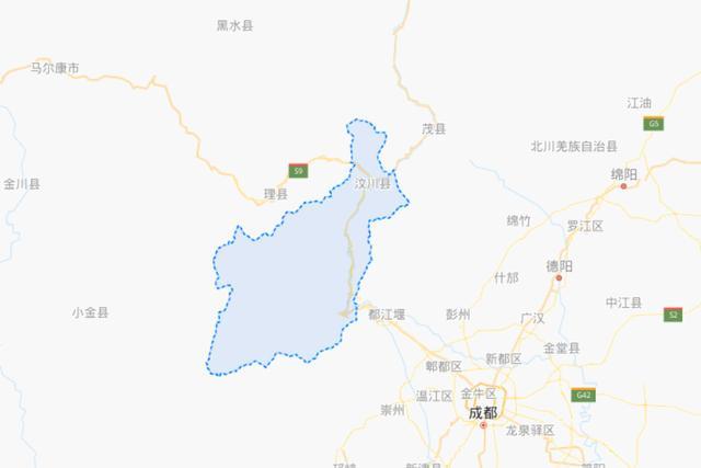 东邻彭州市,都江堰市,南接崇州,大邑县,芦山县,西界宝兴县与小金县