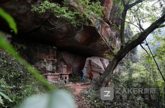 赤水山谷探寻恐龙 足迹 腾讯新闻