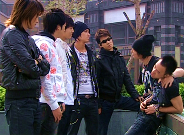 暗影护法已经被封印,为什么铠甲二队还要追着西钊打?原因很简单