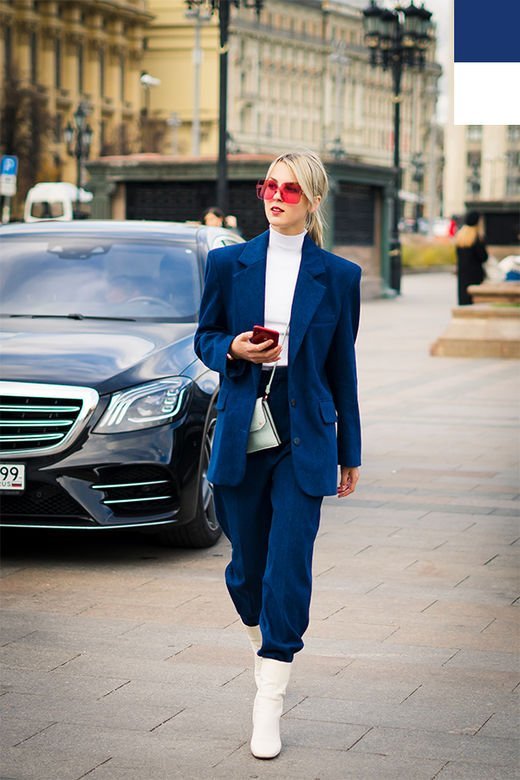 pantone2020流行色经典蓝配什么色好看