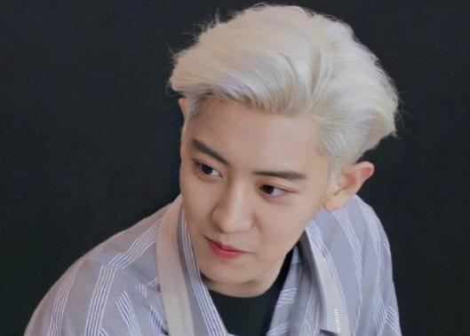 你见过王一博白头长发的样子吗这大概是我见过他最怪的造型