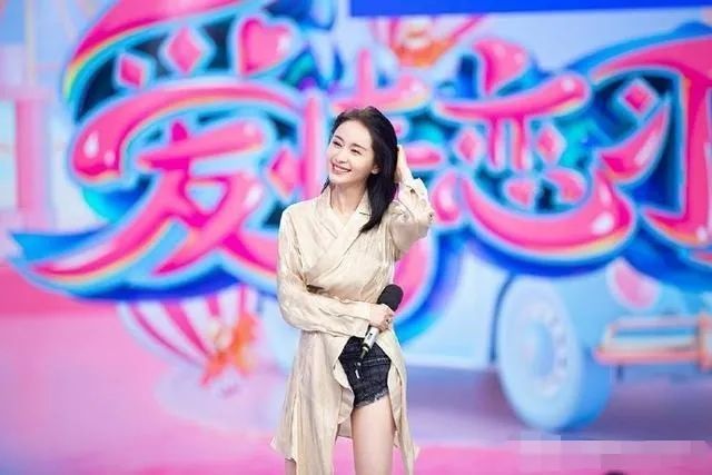 长发短发判若两人 拥有 精神枕头 的国民女妖精悄悄结婚生娃了 腾讯新闻