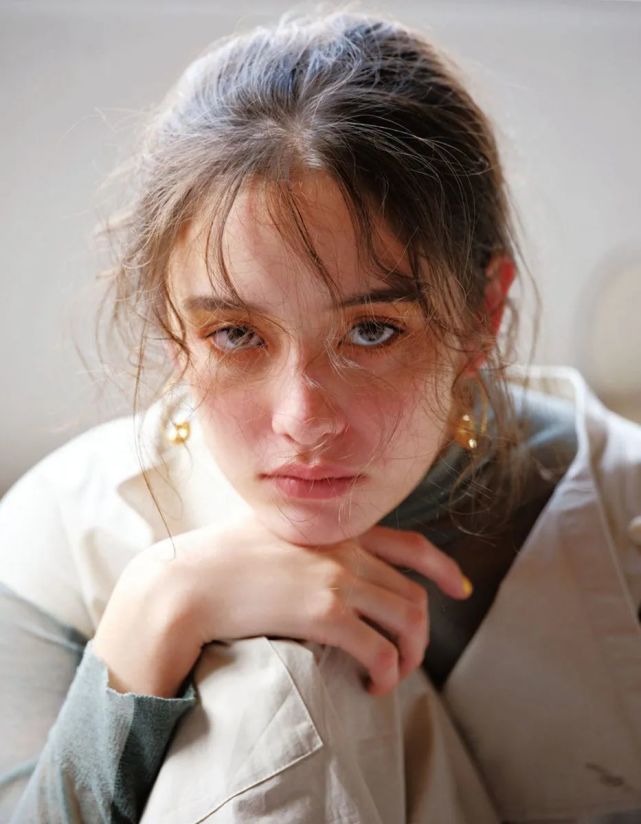 在「高级厌世脸」成为街头爆款的今天,这几位初代「厌世」女正在不靠