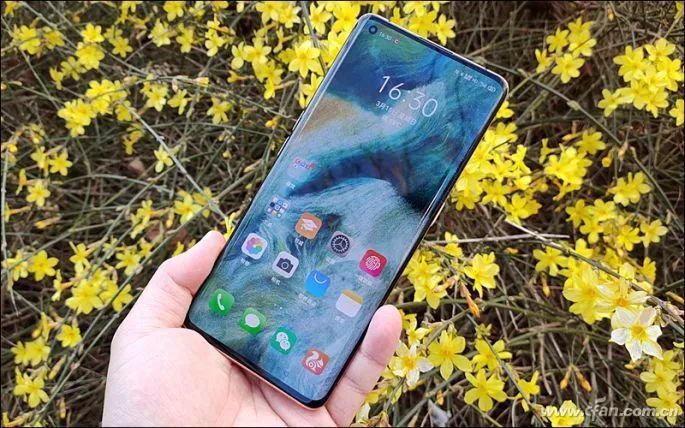 Oppo Find X2 Pro评测 看一眼就会上瘾的旗舰 腾讯新闻