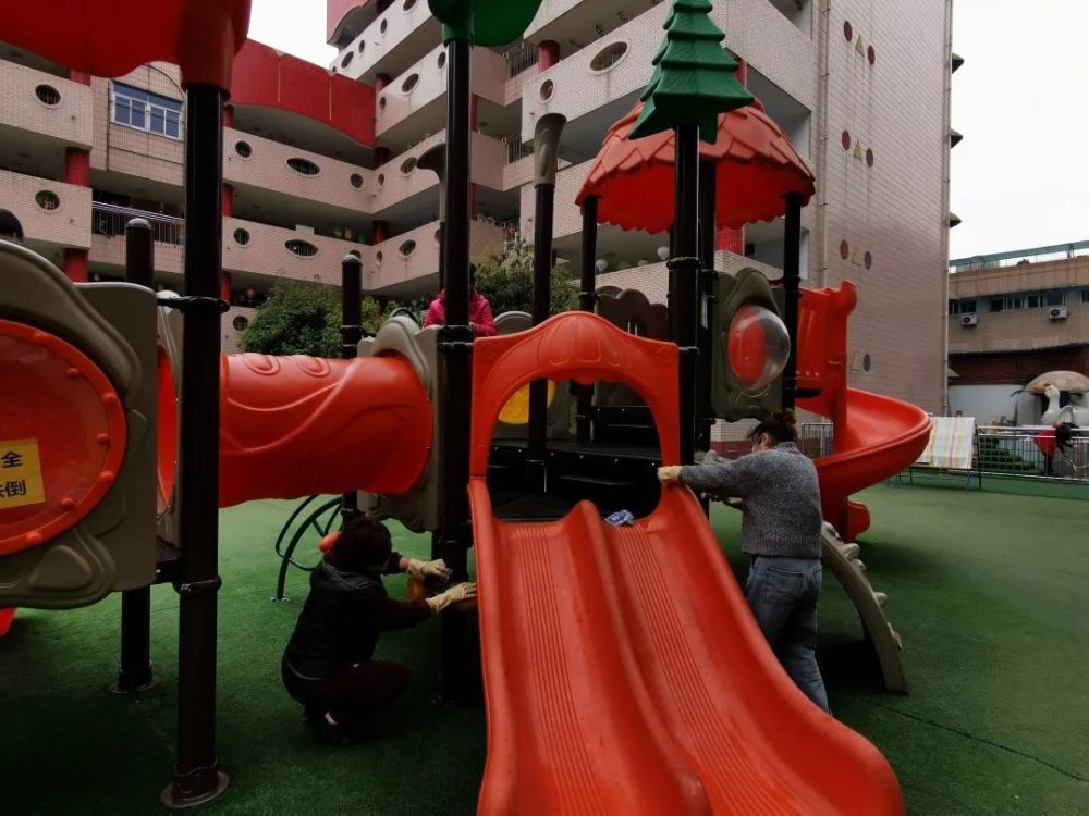 园站北启航幼儿园站东快乐幼儿园稚爱幼儿园福莱尔幼儿园校园里春已来