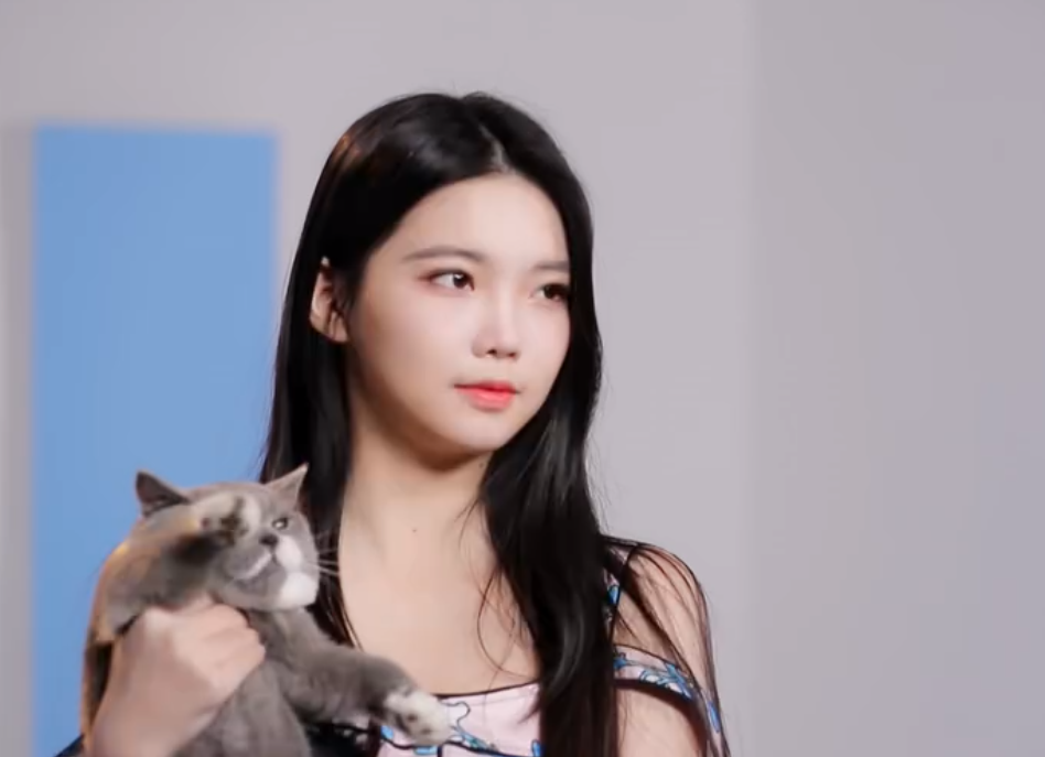 表格中可以看到,已经退赛的李熙凝与另一位颇具争议的秦牛正威是一组