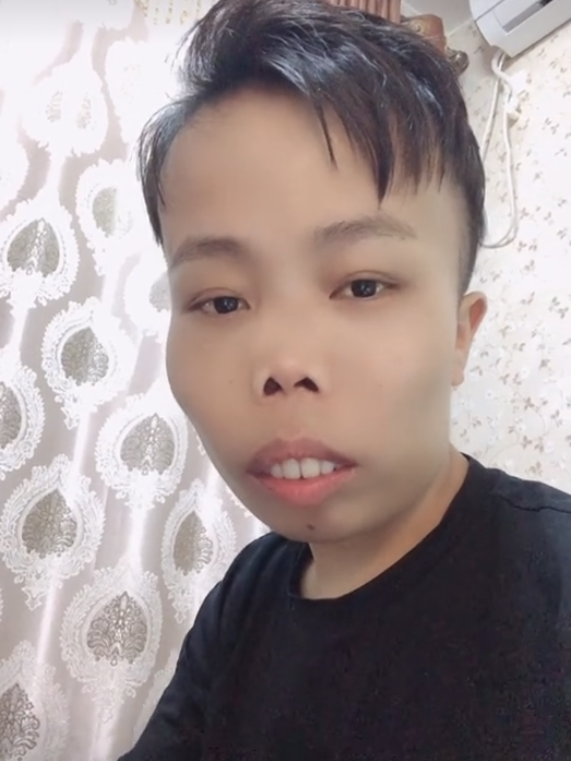 停播3年工作没了女朋友走了陈山用4个字向粉丝诉苦