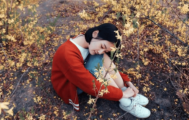 当妈的可能要多操一份儿心,因为青春期是女性生理和心理逐渐成熟