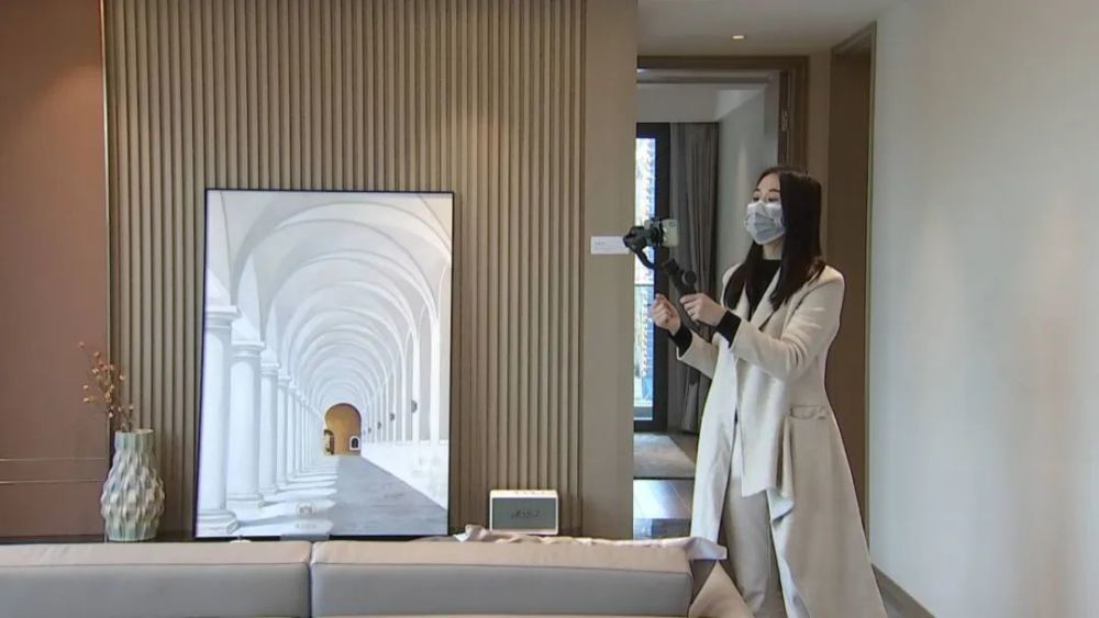 房产中介转战线上直播卖房未来可期吗