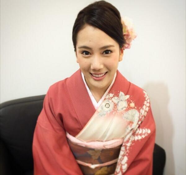 第一位是伊藤沙月,拳击手,1991年6月21日在宫崎县出生,身高16