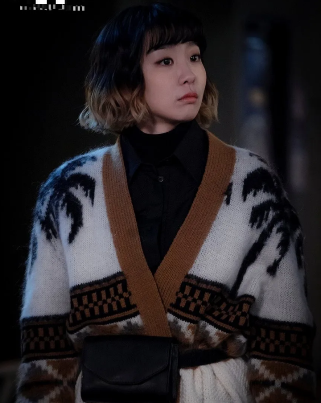 《梨泰院》女二洗白,靠的是穿搭?不愧是李钟硕的绯闻女友