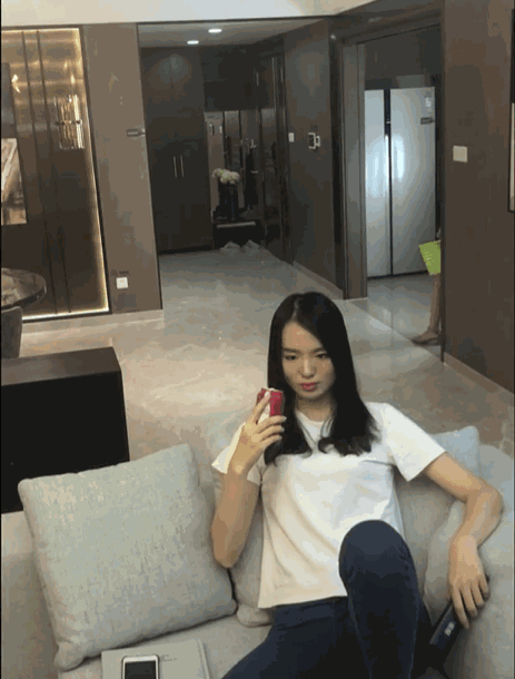 0m玲爷2月份凭借挑战活动,仅用了两周时间,玲爷抖音上涨粉500万,直接